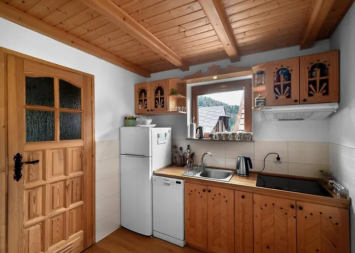 Pod Motylami * שצ'בניצה